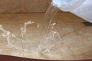 凤冈漏水维修 免砸砖防水材料该如何施工